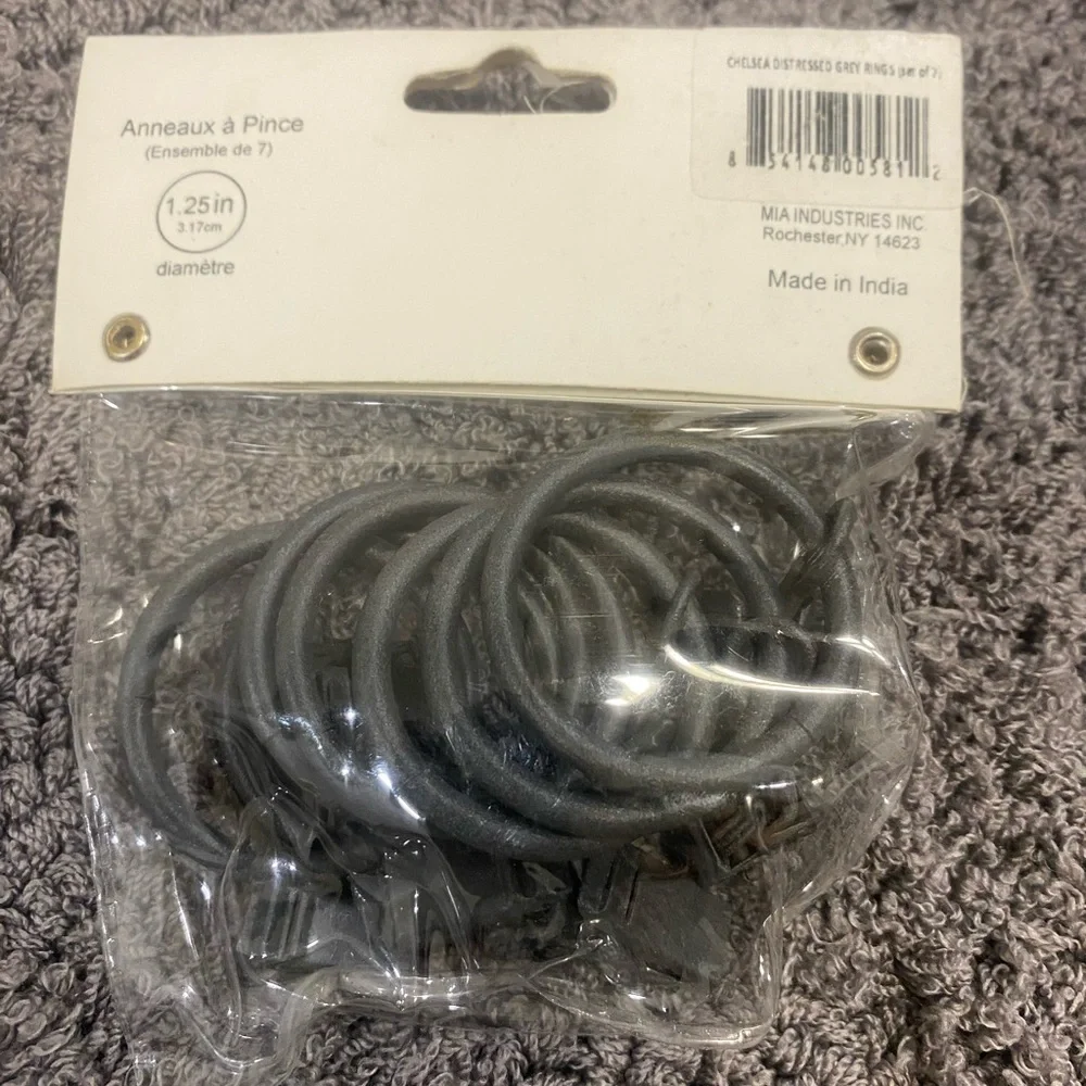 Chelsea Distressed Gray Curtain Clip Rings - Set of 7